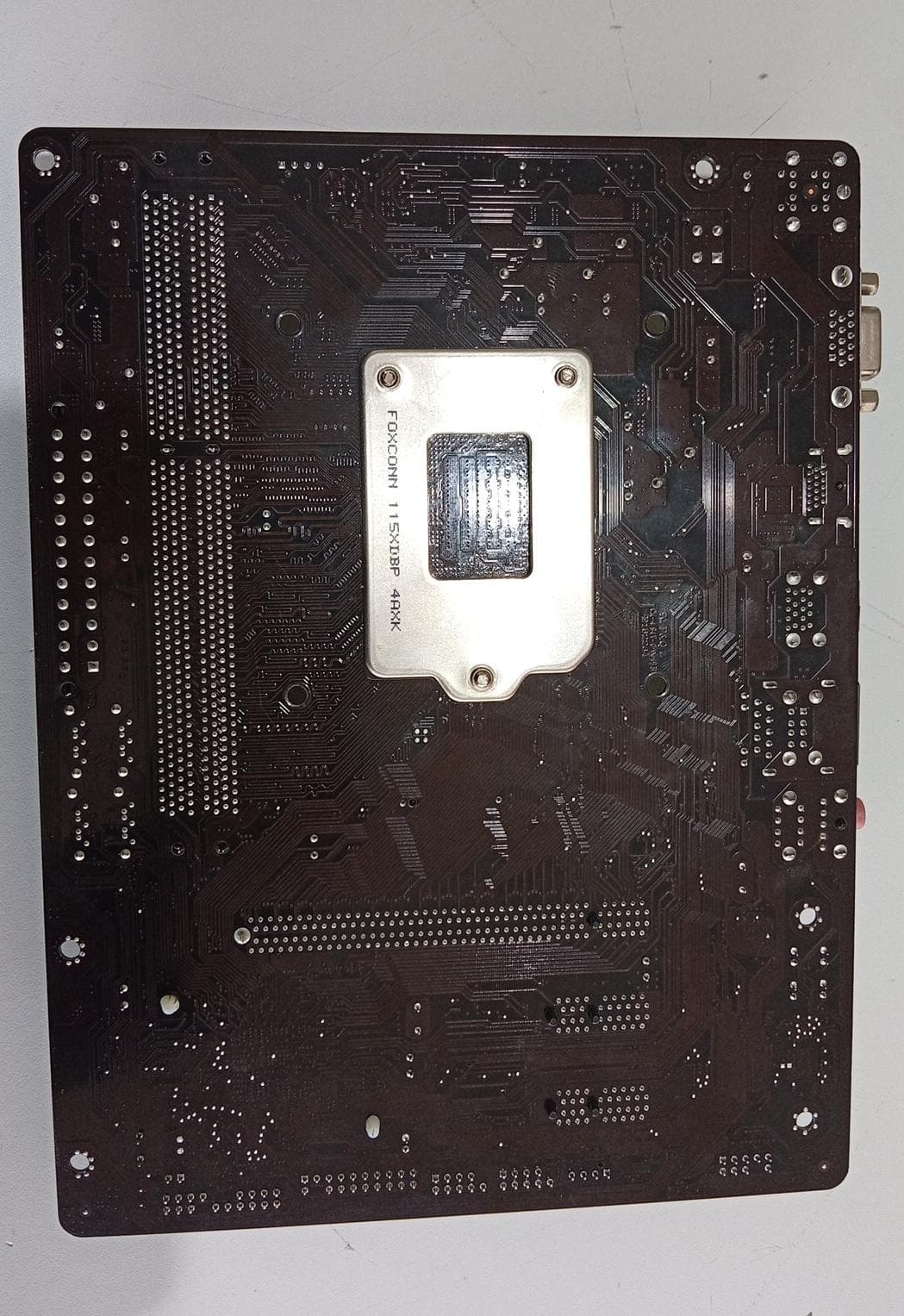 Combo Placa Madre Gigabyte GA-H81M-H + Intel Core i3-4150 3.50GHz + 4GB DDR3 Socket 1150 — imagen 2