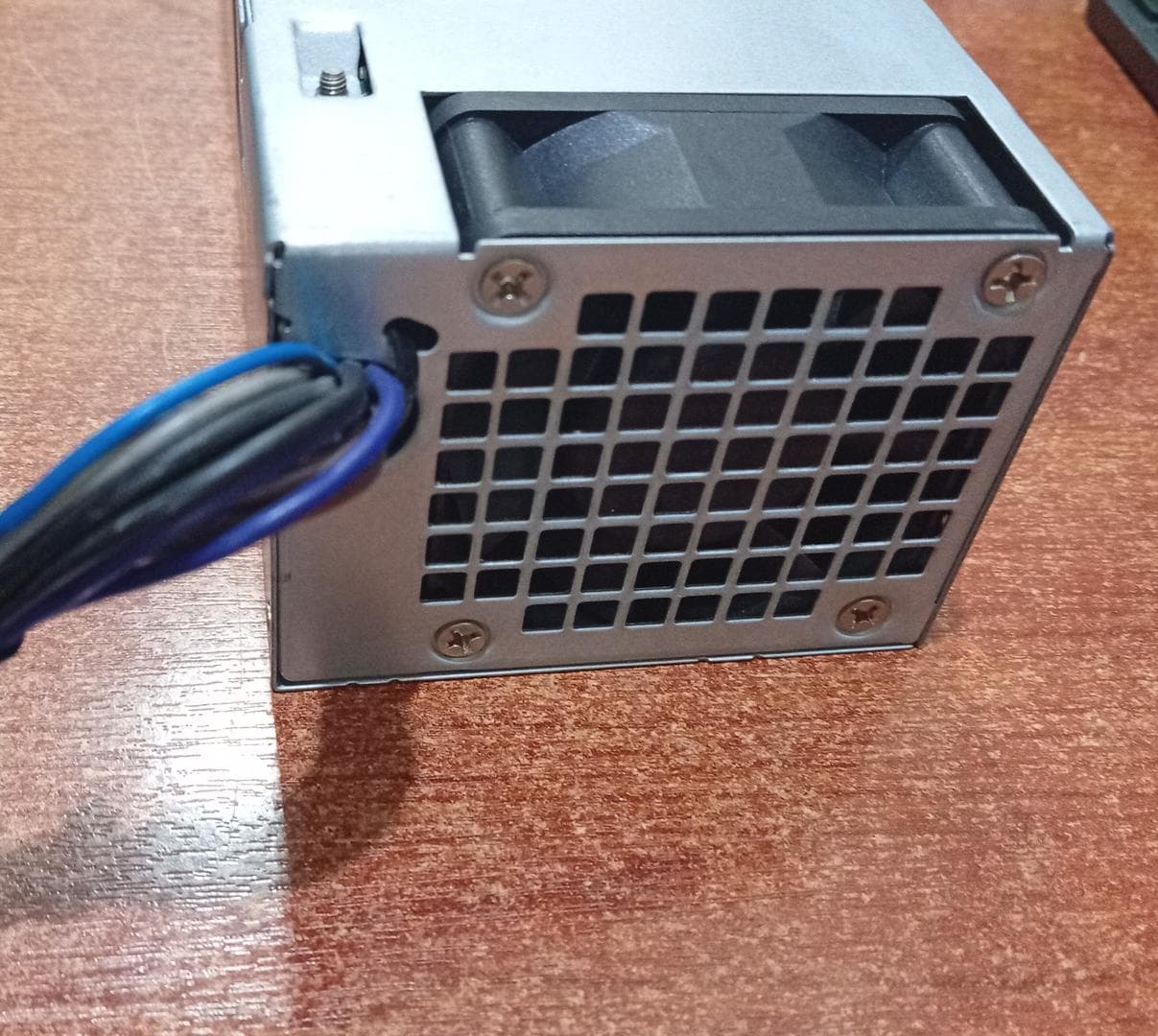 Fuente Poder Dell HU200EBS-01 200W VFXXF HK300-84PP OptiPlex 7080 3080 SFF - Usado — imagen 2