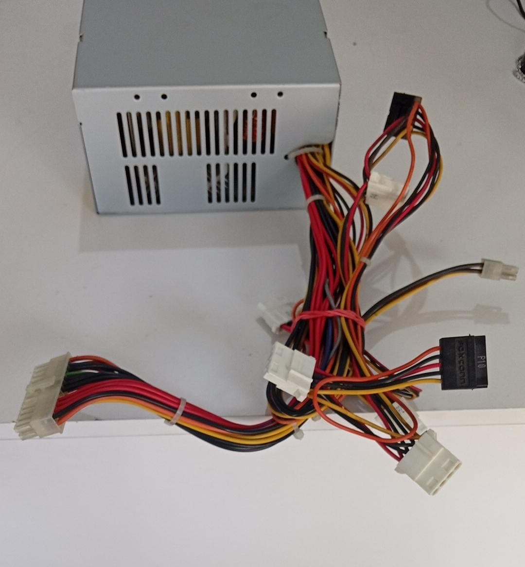 Fuente de Poder LITEON PS-5301-08HA 300W HP Pavilion – (5188-2625) / Usado — imagen 3
