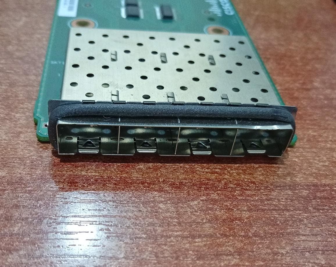 Módulo de Red Cisco C3KX-NM-1G 4 Puertos SFP 1GbE 73-12298-04 / Usado — imagen 3