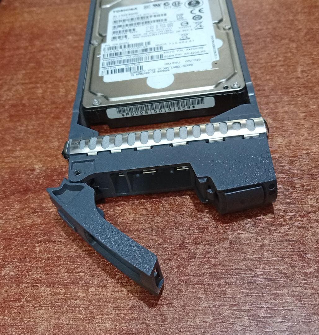 Disco Duro Toshiba AL13SEB900 900GB SAS 6Gb/s 10K RPM 2.5" Enterprise / Usado — imagen 2