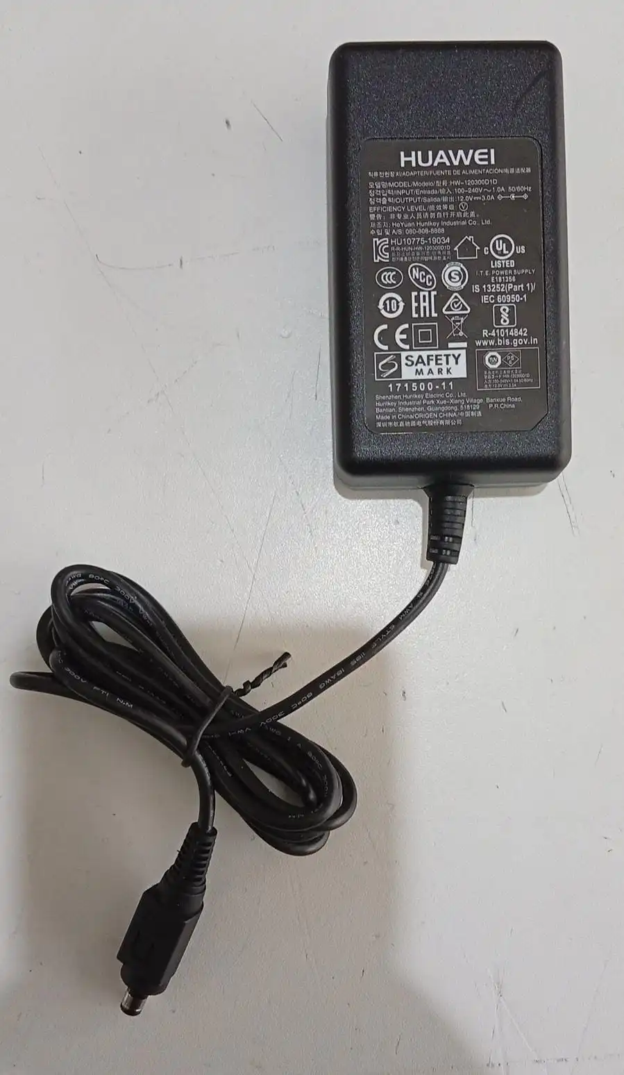 Fuente de Poder Adaptador Original Huawei 12V 3A 36W (HW-120300D1D) - Usada
