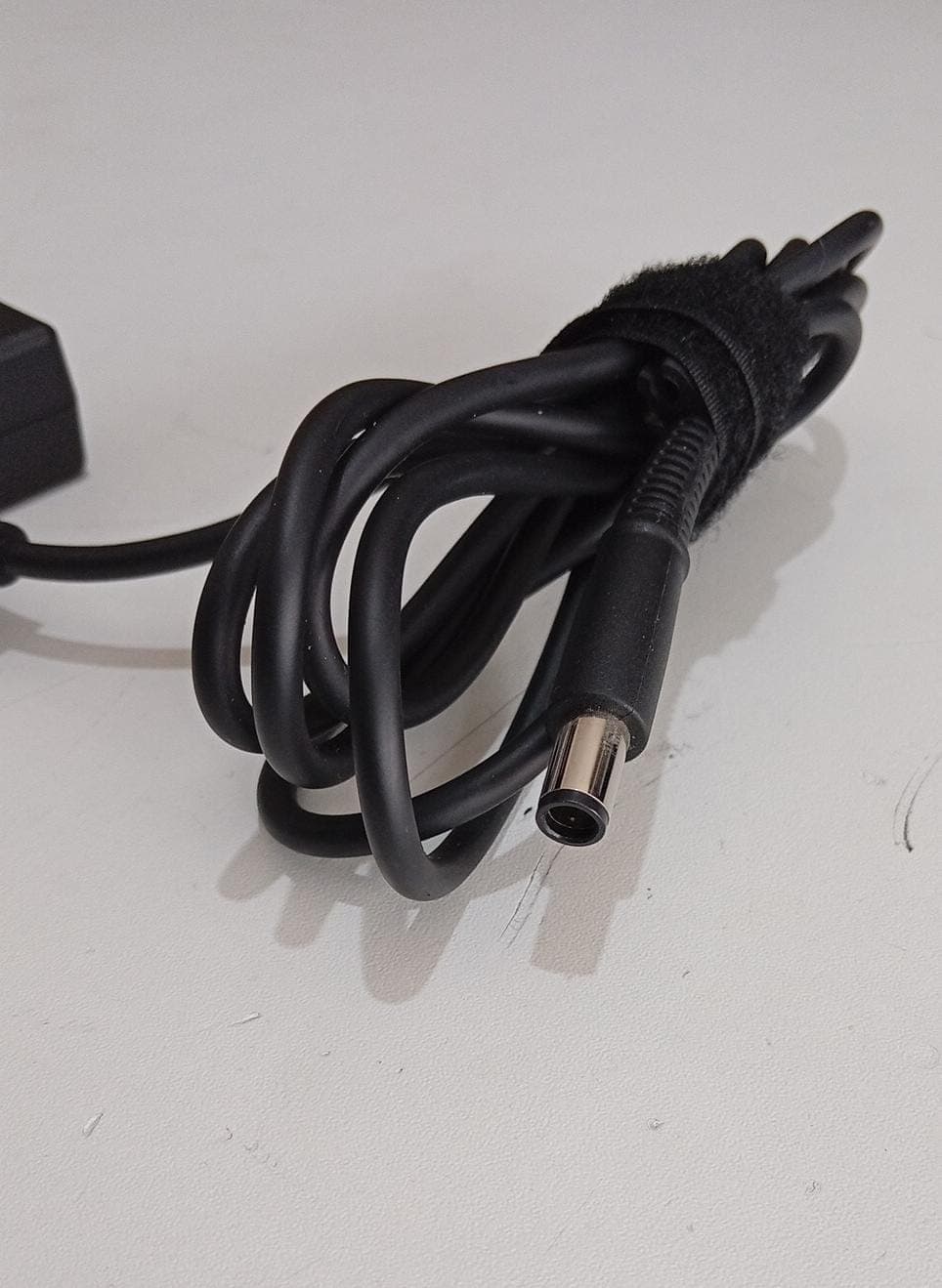 Cargador Original HP 150W 19.5V 7.7A TPN-LA20 L67851-001 Punta 4.5x3.0mm con Pin / Usado — imagen 4