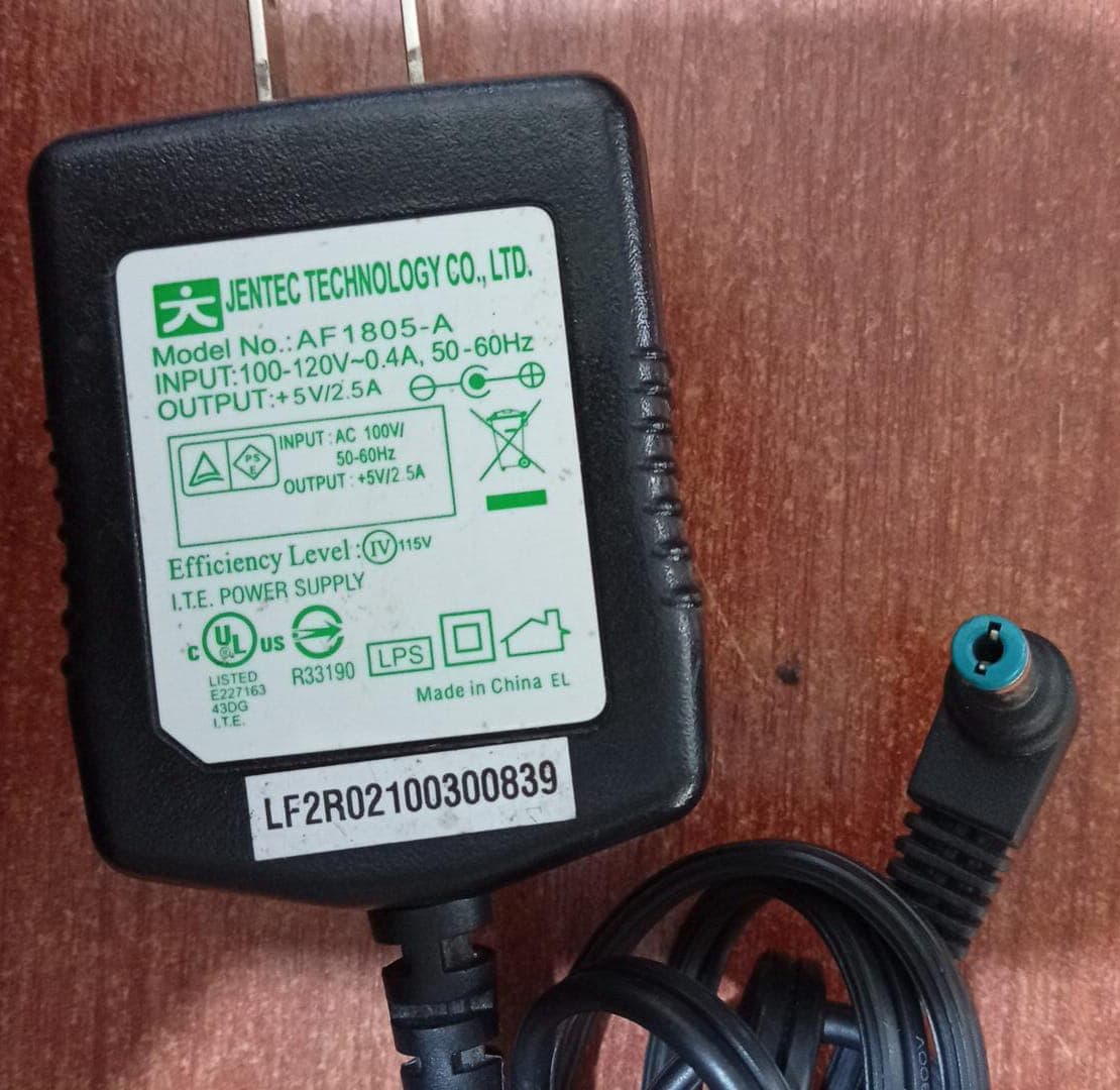 Adaptador de Corriente Jentec AF1805-A 5V 2.5A / para Router D-Link – Usado — imagen 2