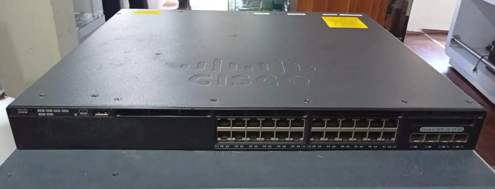 Switch Cisco Catalyst 3650 WS-C3650-24TD 24 Puertos Gigabit + 2x10G SFP+ / Seminuevo