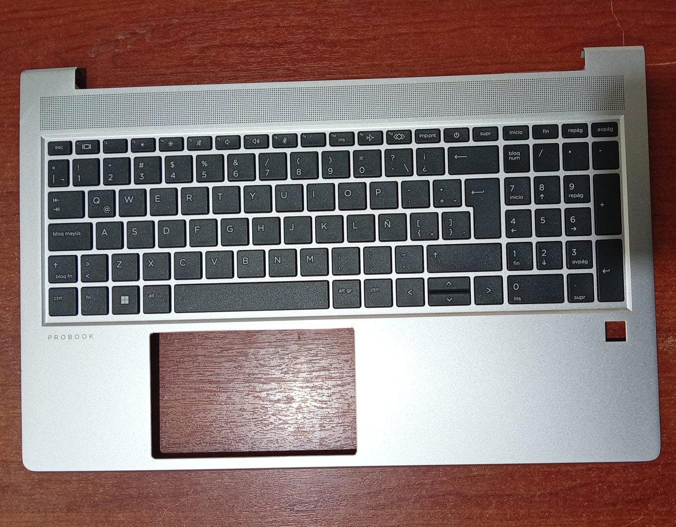 Teclado HP ProBook 450 G9 / 455 G9 con Palmrest Español Plata HP Spare N01934-161 Open Box — imagen 1
