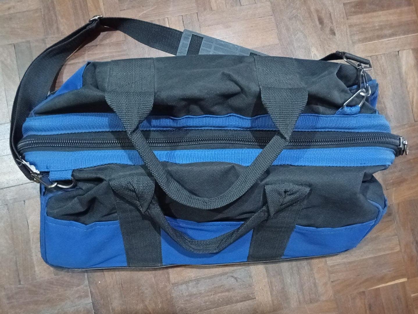 Bolso Portaherramientas Reforzado Base Rígida y Marco Metálico, Múltiples Bolsillos – USADO — imagen 2