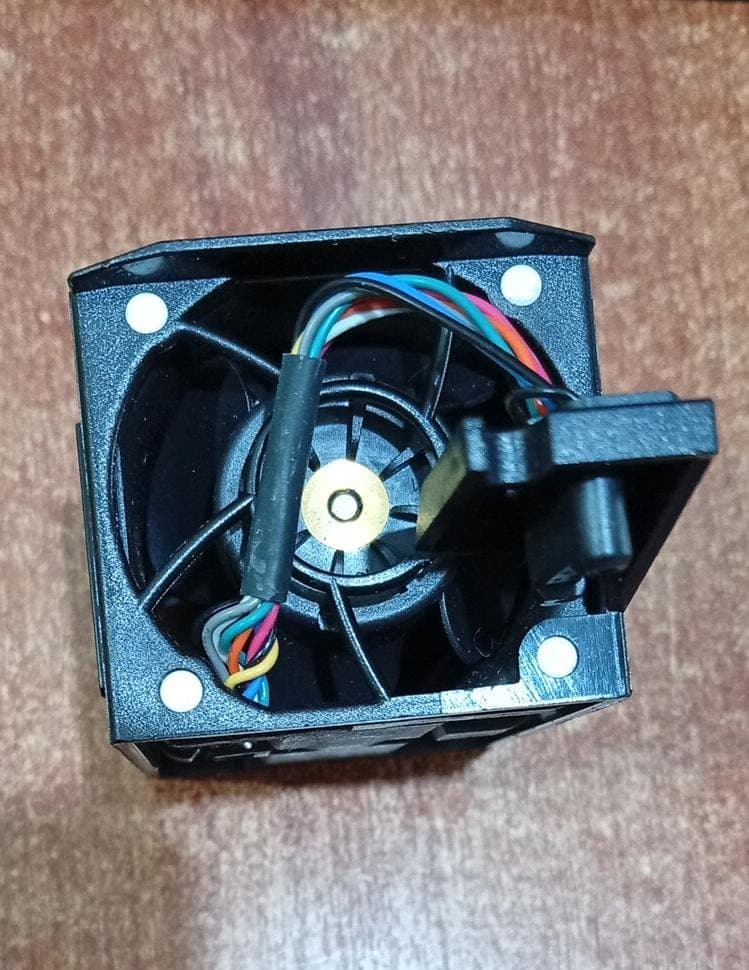 Módulo Ventilador Servidor Huawei FusionServer RH1288 Delta GFB0412EHS-D / Usado — imagen 4