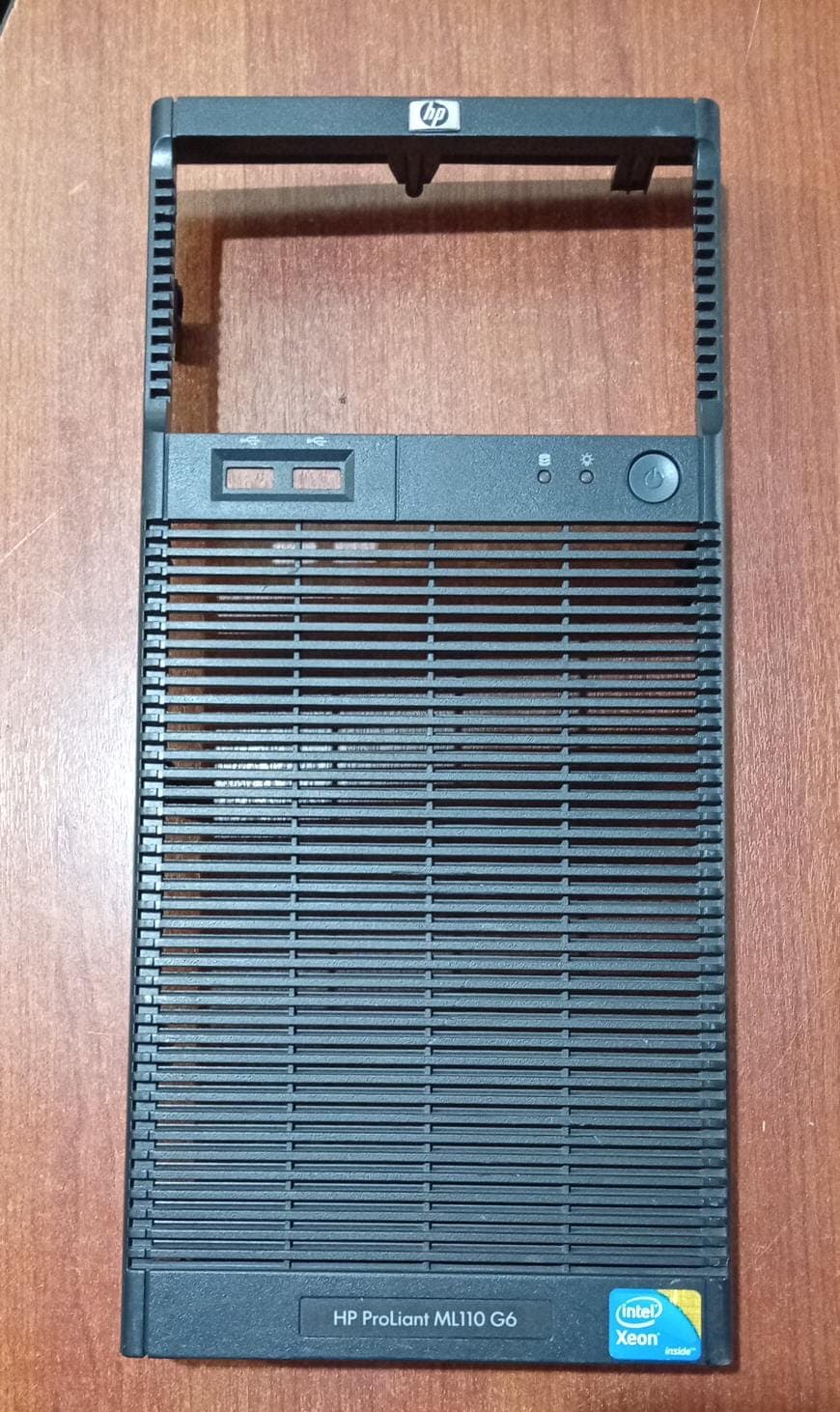 Chasis / Panel Frontal HP ProLiant ML110 G6 Original para Servidor Tower / Usado
