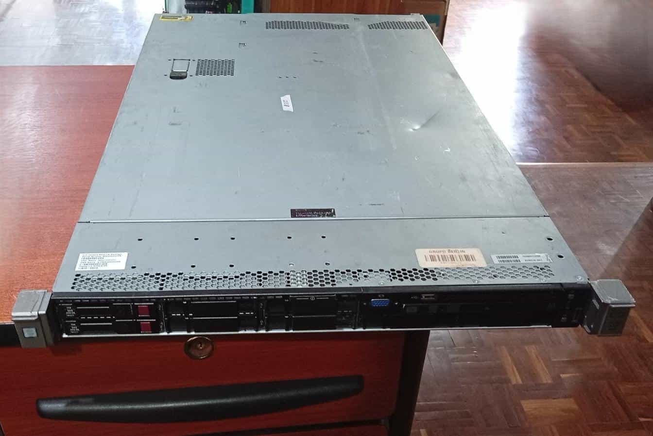 Servidor HPE ProLiant DL120 Gen9 Xeon E5-2603 v3 16GB RAM 2x600GB SAS Hot Plug / Usado