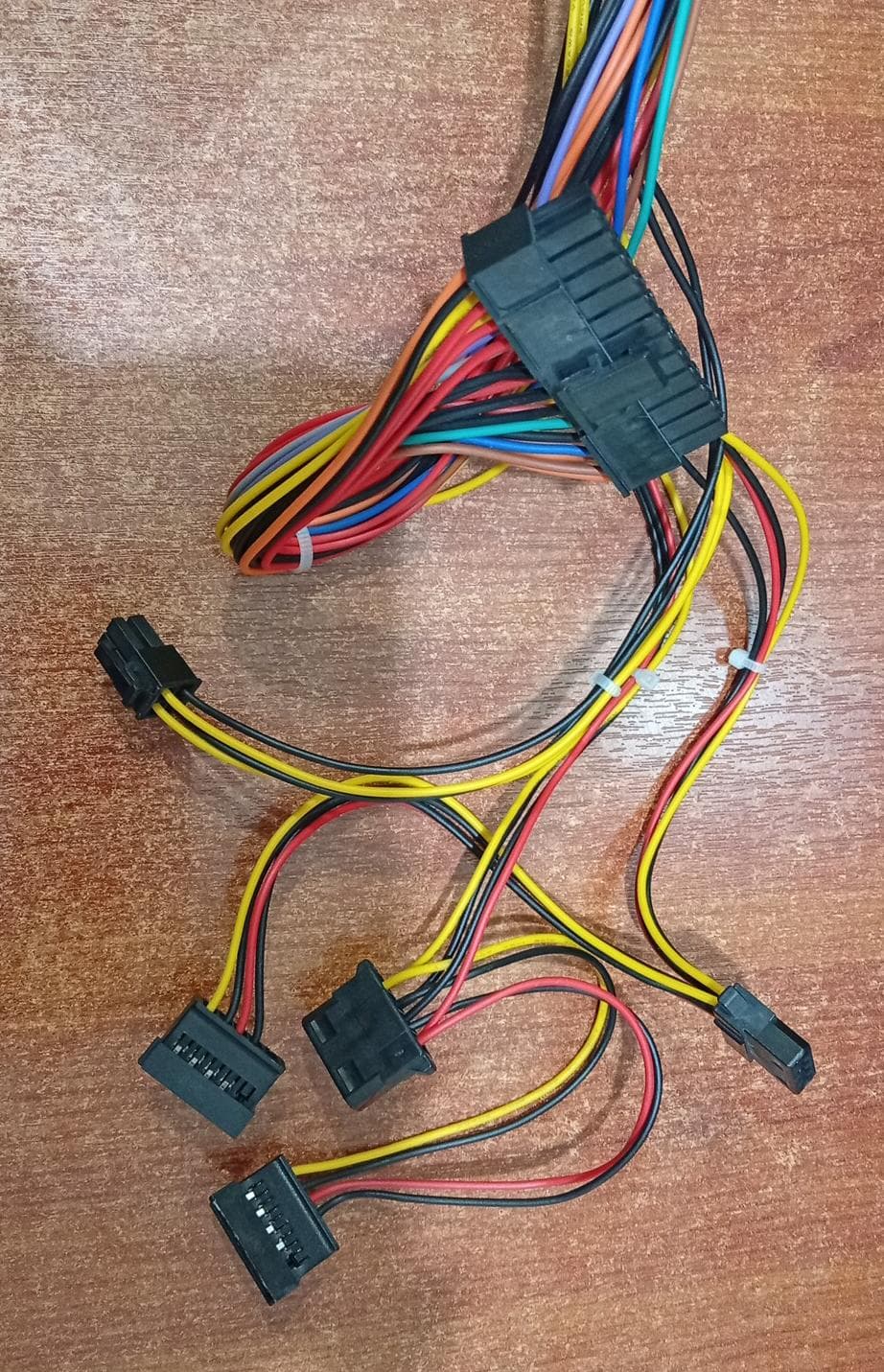 Fuente de Poder Quasad SFX-600W Mini ATX 600W para PC - Seminuevo — imagen 5