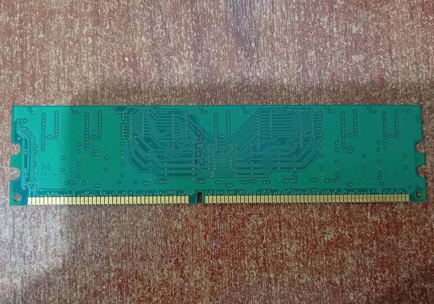 Memoria RAM Kingston ValueRAM 256MB DDR1 PC2700 CL2.5 DIMM 184 Pines KVR333X64C25/256 — imagen 2
