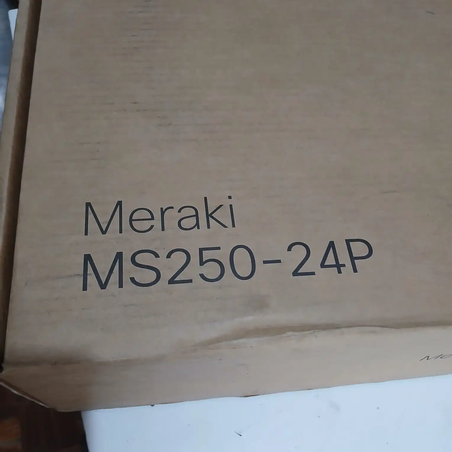 Switch Cisco Meraki MS250-24P Cloud-Managed L3 24 Puertos Gigabit PoE+ - Usado