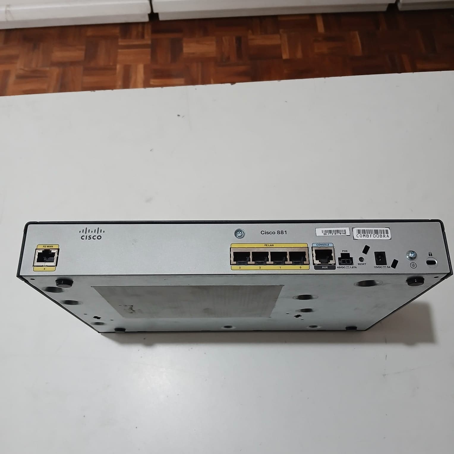Router Cisco 881 CISCO881-K9 4-Port Fast Ethernet VPN Seguridad Empresarial Usado — imagen 5