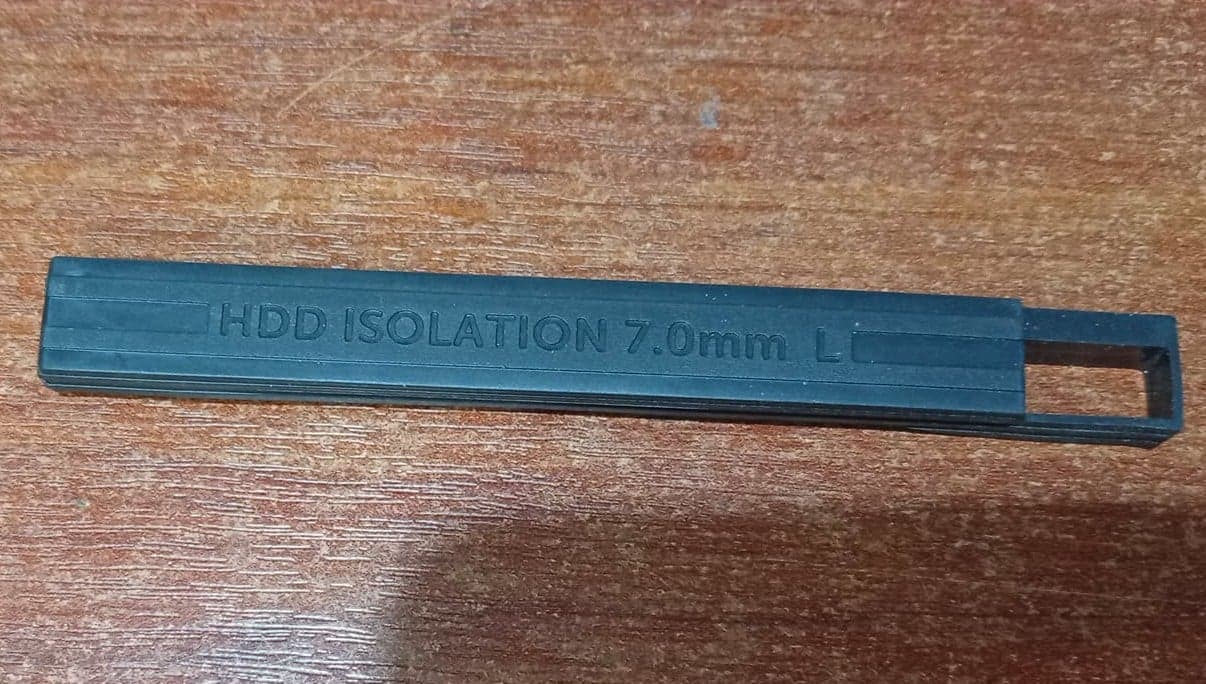 Guías Laterales HDD/SSD 2.5" 7mm L y R Originales para Laptop / Seminuevas con Adhesivos intactos — imagen 3