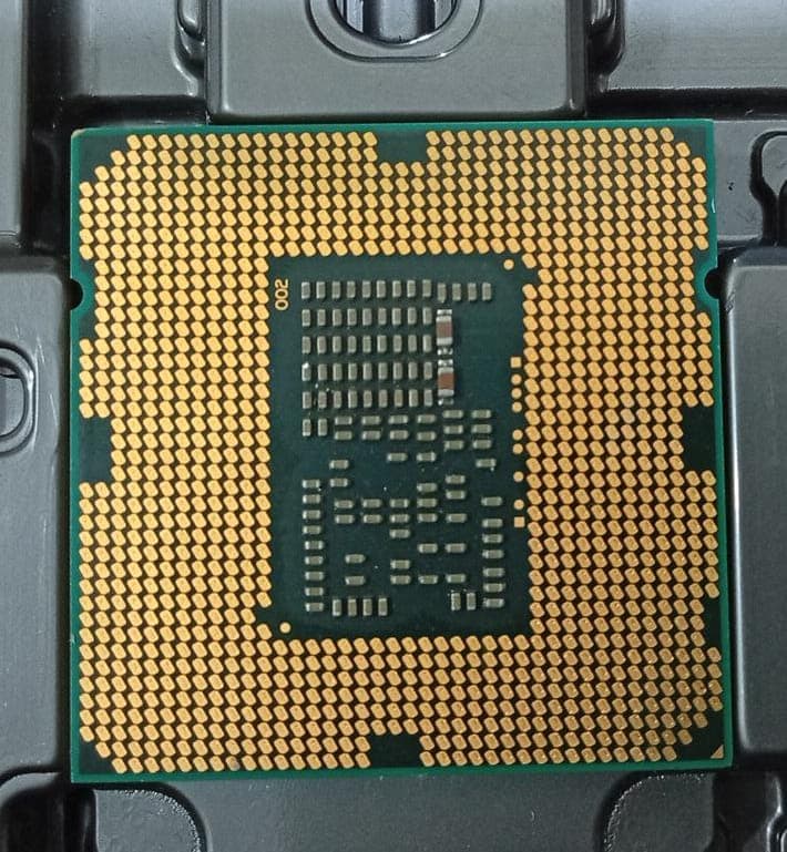 Procesador Intel Core i3-540 (SLBTD) 3.06GHz 4MB Cache - LGA1156 Dual Core Usado — imagen 2
