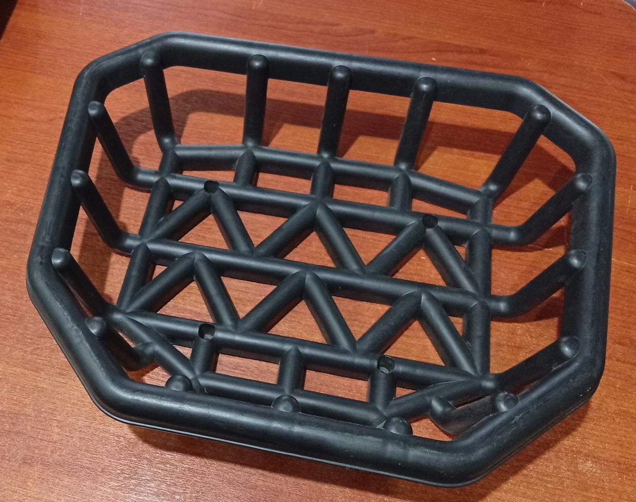 Parrilla Delantera Usada para Carro Eléctrico Infantil Tipo ATV A-6700 / CAPE X (usado)