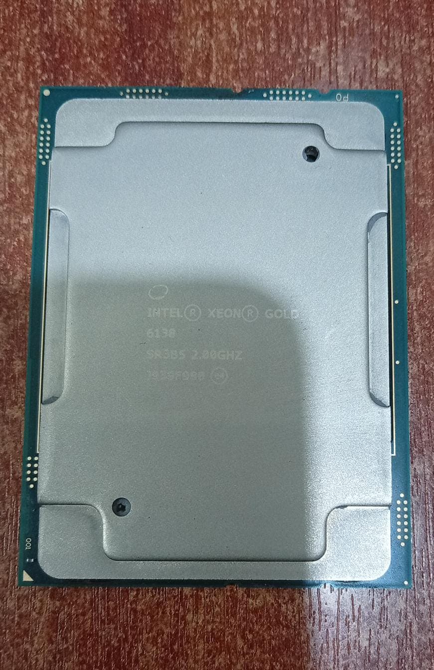 Procesador Intel Xeon Gold 6138 SR3B5 2.00GHz 20 Núcleos 40 Hilos LGA3647 / Usado