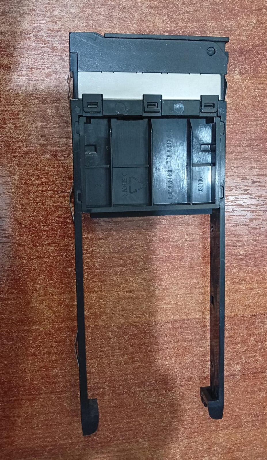 Caddy Bandeja para Disco Duro 2.5" SAS/SATA SFF Hot Swap P/N 0235G7DX - Usado — imagen 2