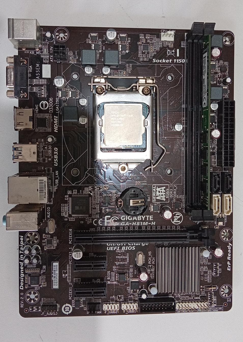 Combo Placa Madre Gigabyte GA-H81M-H + Intel Core i3-4150 3.50GHz + 4GB DDR3 Socket 1150 — imagen 1