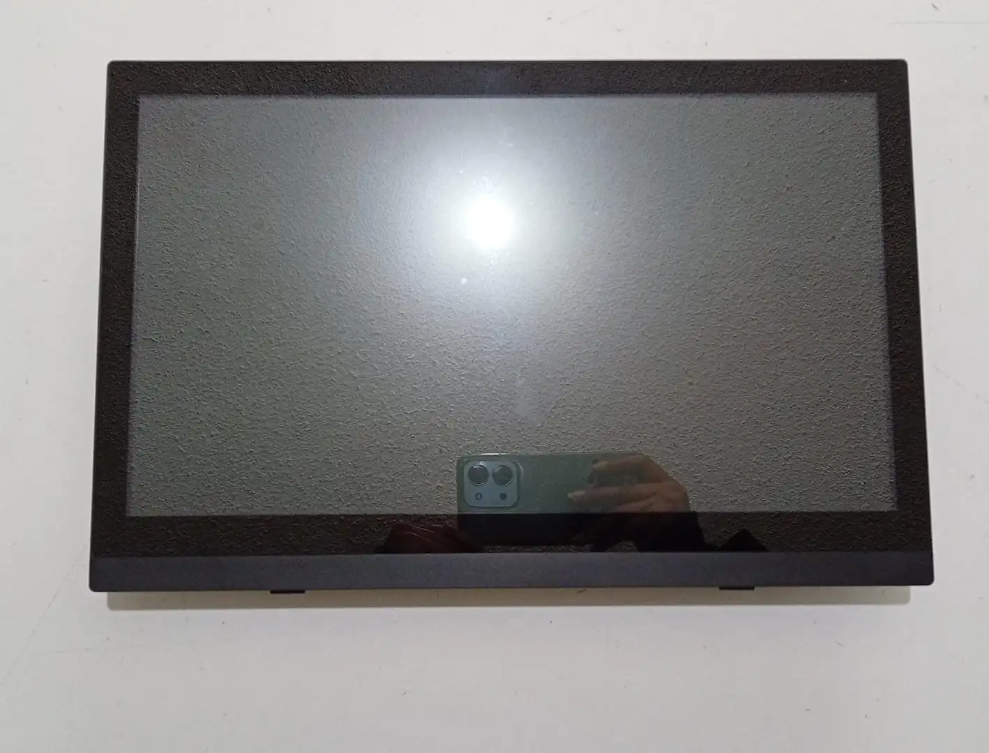 Monitor Táctil HANNspree HT161HNB 15.6" HD HDMI VGA 10 Puntos Touch POS Raspberry / Usado