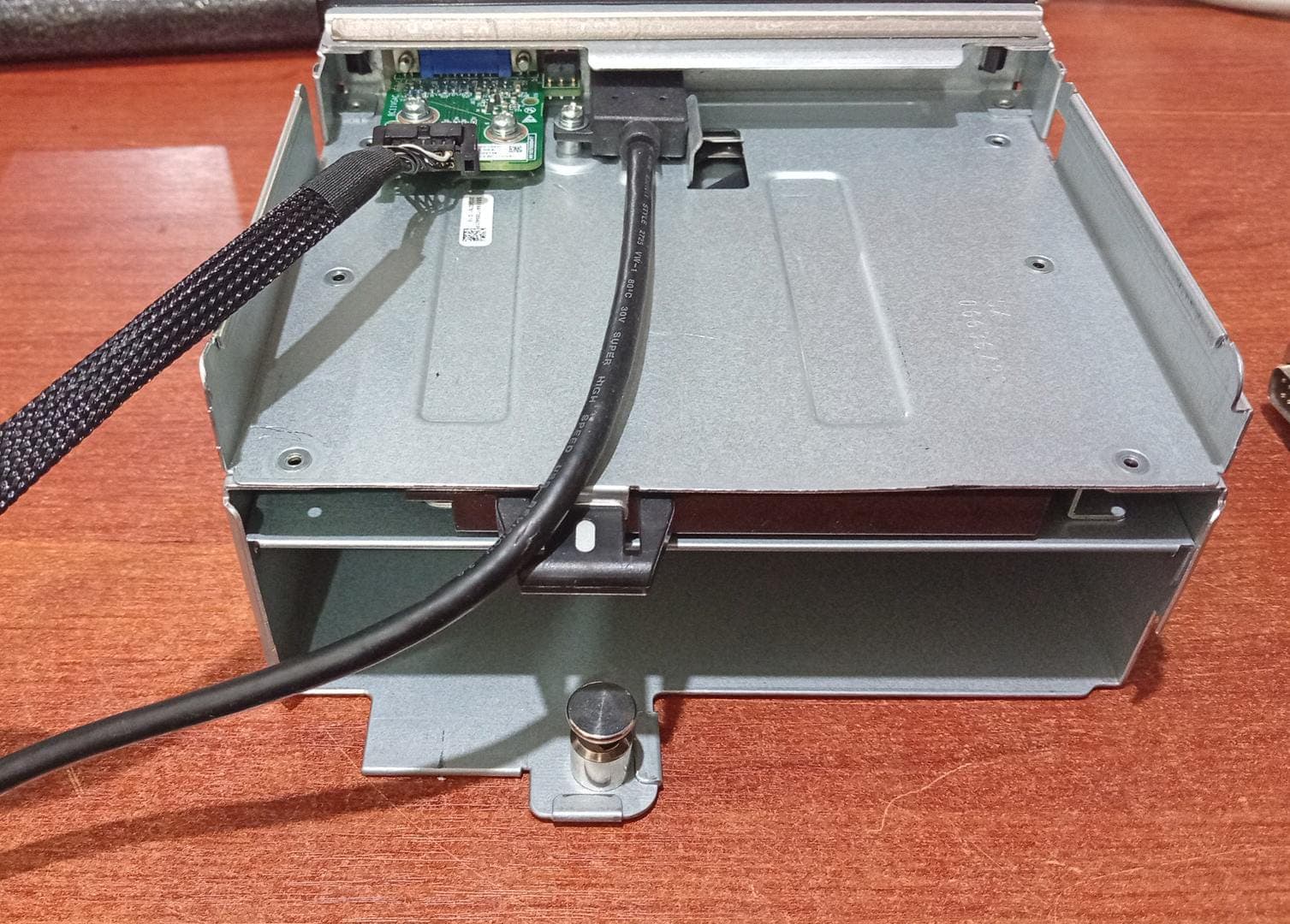 Módulo Frontal Lenovo ThinkCentre SFF USB 3.0 + VGA Original con Soporte Metálico / Usado — imagen 3
