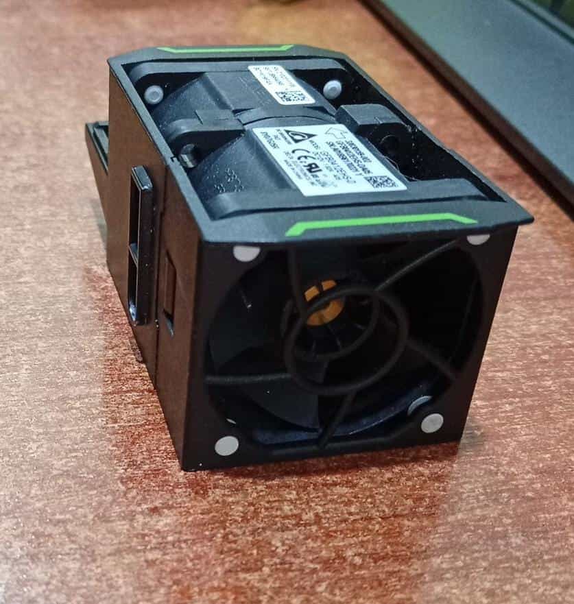 Módulo Ventilador Servidor Huawei FusionServer RH1288 Delta GFB0412EHS-D / Usado