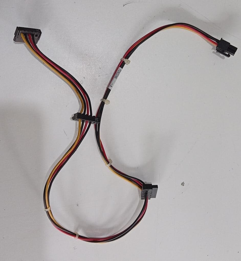 Cable Alimentación SATA HP Foxconn 577494-001 4 Pines a 3 SATA para Elite 8000/8200/8300 -Usado — imagen 5