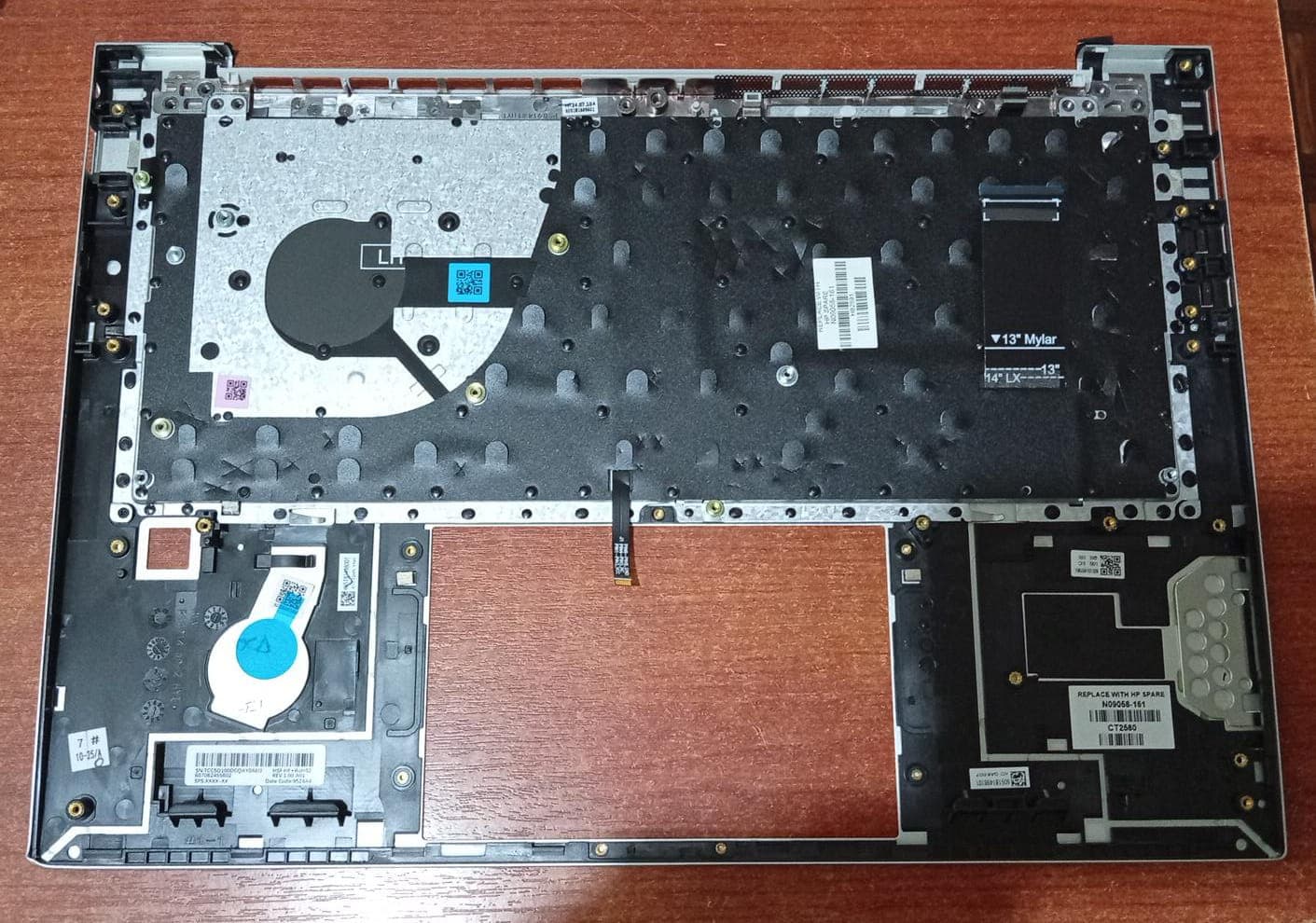 Teclado con Palmrest HP EliteBook 840 G9 / 845 G9 Español Retroiluminado Original N09058-161 / Nuevo — imagen 2