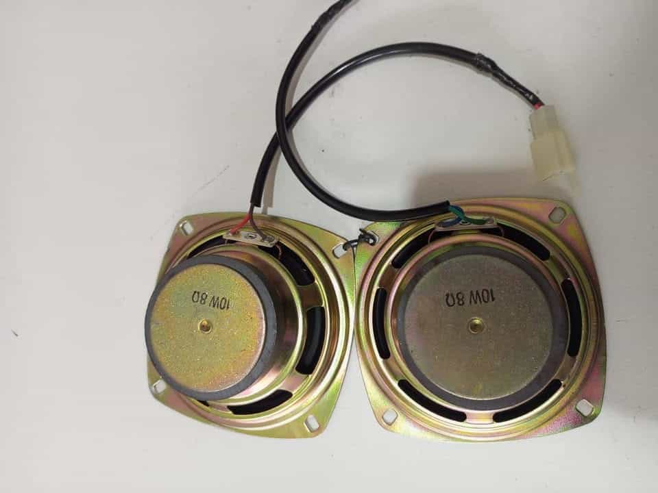 2 Parlantes | bocinas | 9 cm x 9 cm | 10w 8 O — imagen 4