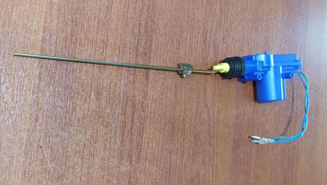 Actuador seguro puerta Dog Security DC 12V universal (varilla 300 mm) para cierre centralizado — imagen 3