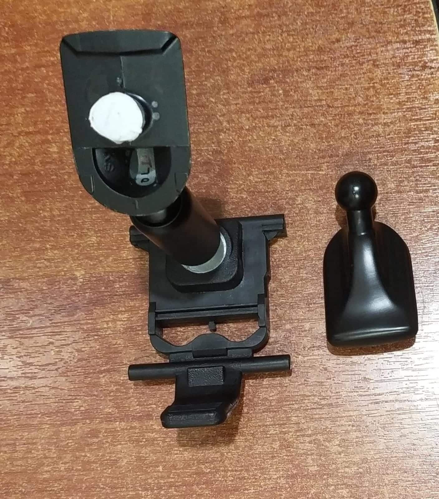 Adaptador Base Bola Cabecero Auto – Clip + Rótula 25 mm – Soporte Universal — imagen 1