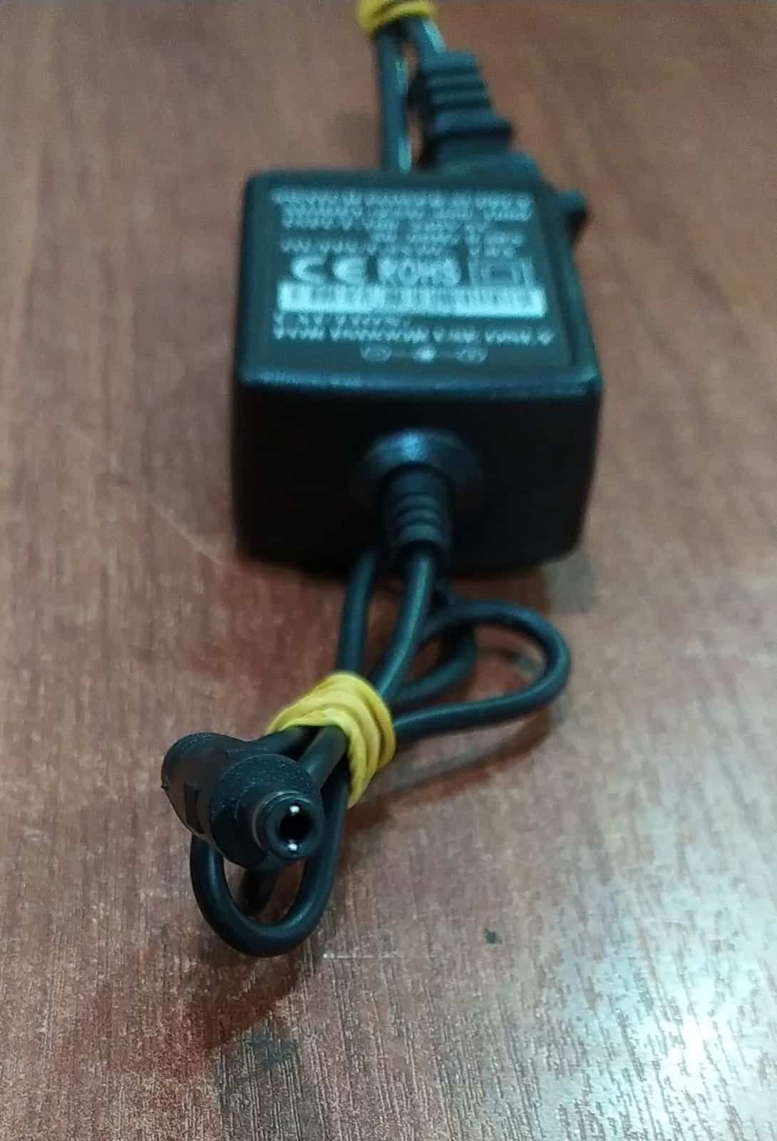 Adaptador de poder Power Supply ZND-050-1000 5V 1A (5.5×2.5 mm) – universal media converter — imagen 4