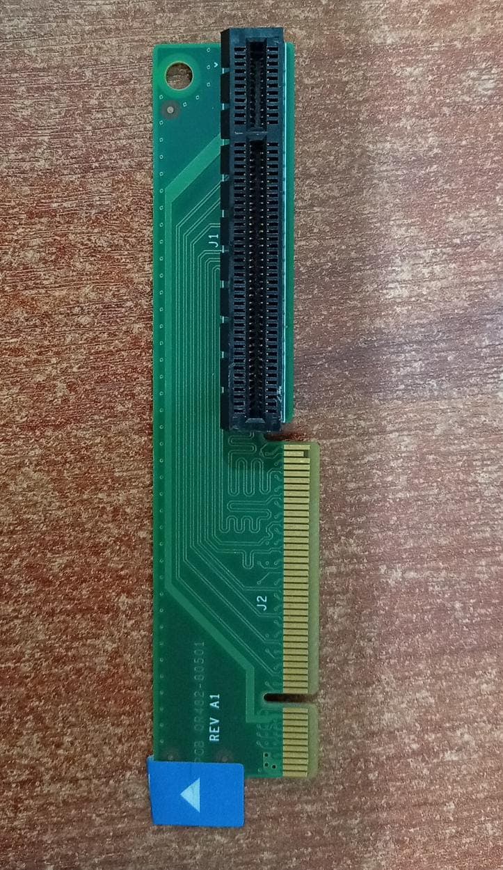 Adaptador / Riser Board HP PCMBVA1LM9T0DG PCB QR482‑80501 para Servidor – Seminuevo — imagen 2