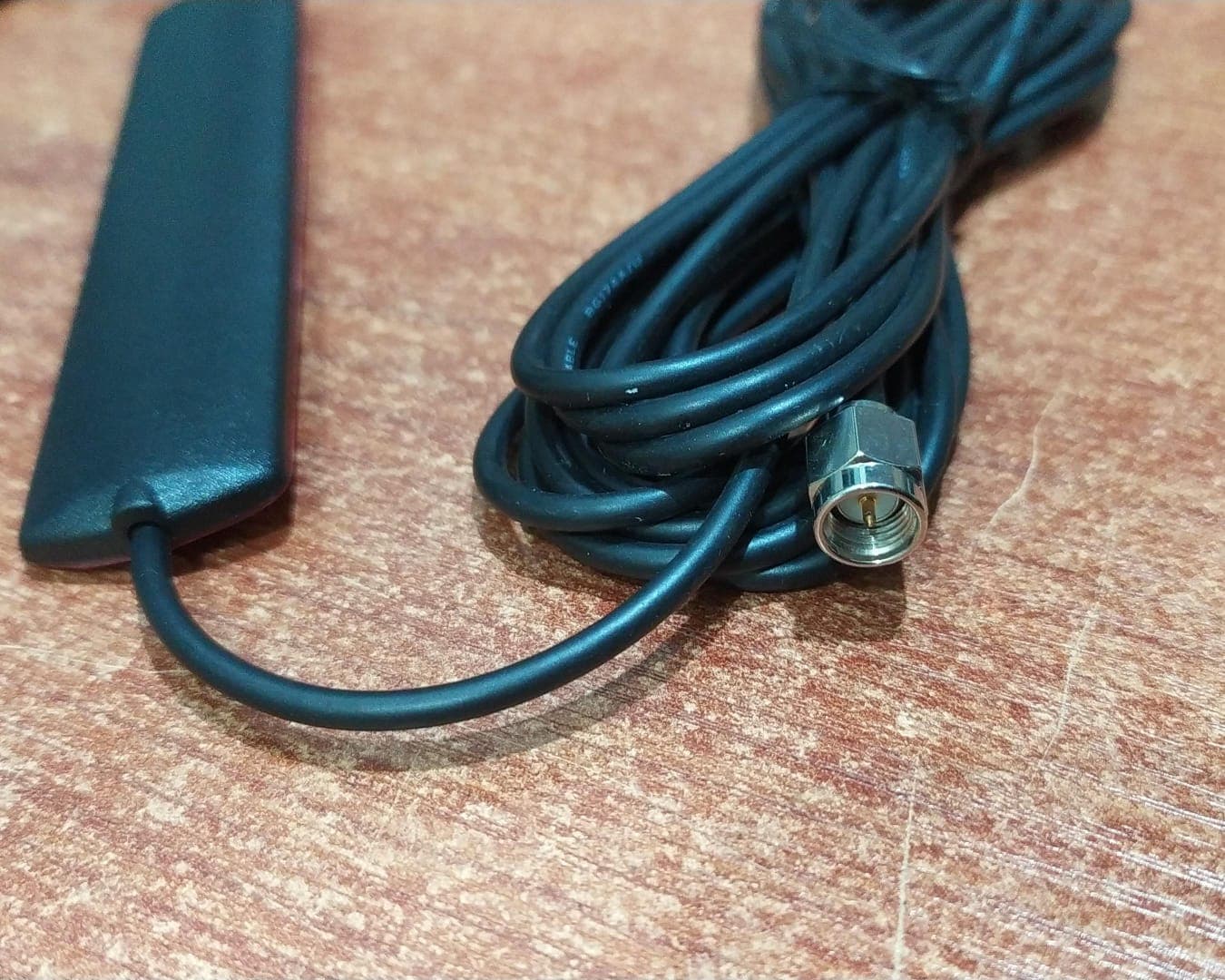 Antena Adhesiva 4G LTE GSM GPRS – 2.5 dBi – SMA macho 3 m – Compatible con todas las redes móviles — imagen 2