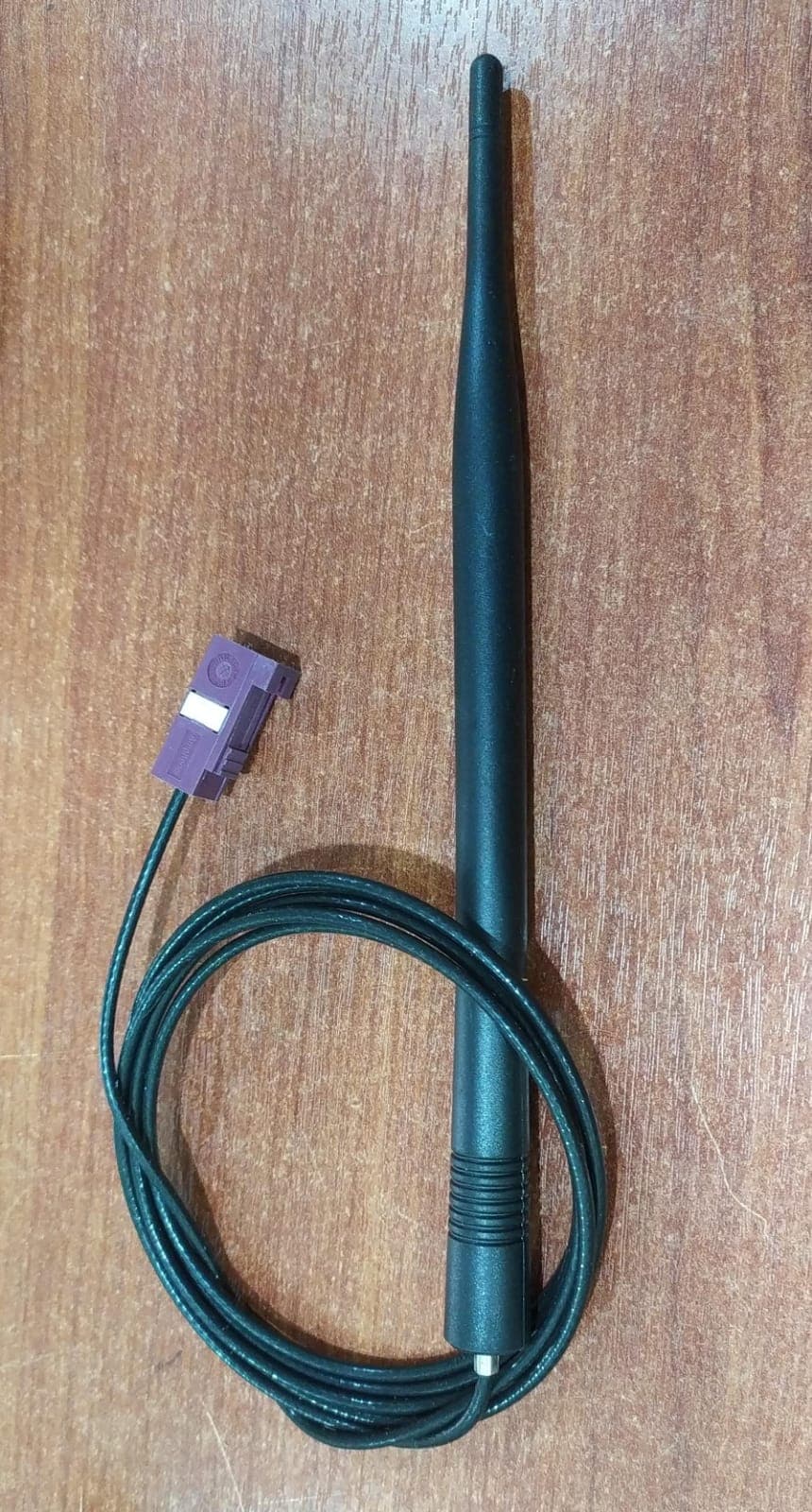 Antena Celular / GPS GENÉRICA UNIVERSAL 3-5 dBi Cable ≈1 m FAKRA D Violeta para Módulos Telemáticos — imagen 1