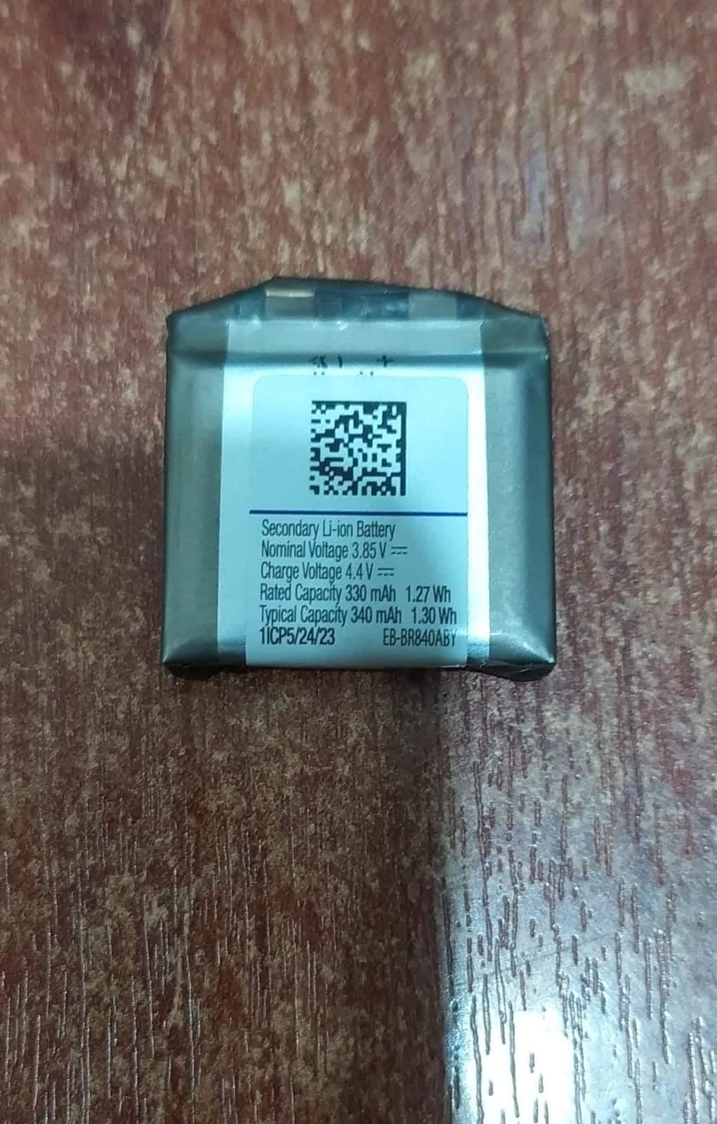 Batería Li‑Ion EB‑BR840ABY 330 mAh (sin flex) para Galaxy Watch 3 45 mm (SM‑R840 / SM‑R845) — imagen 1