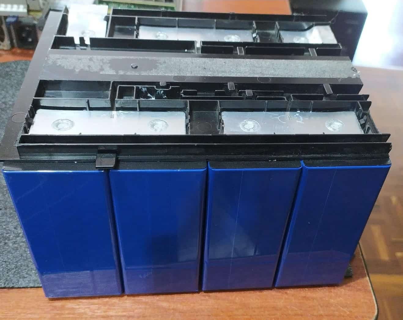 BATERÍA LIFEPO4 Celdas Huawei 12V 100AH 4 CELDAS USADA (SIN BMS) — imagen 1