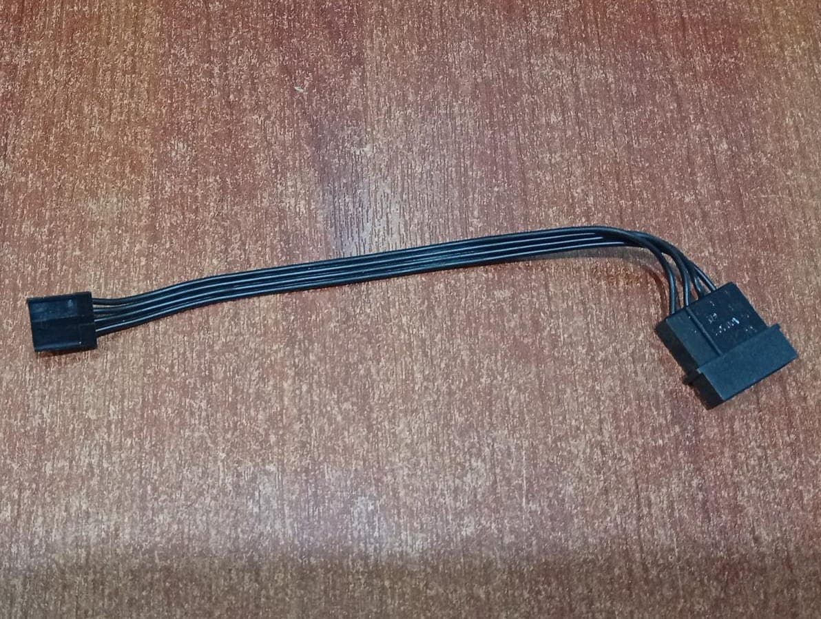 Cable adaptador Molex 4 Pines a Conector Ventilador 4 Pines - Alimentación PC (12 V) — imagen 1