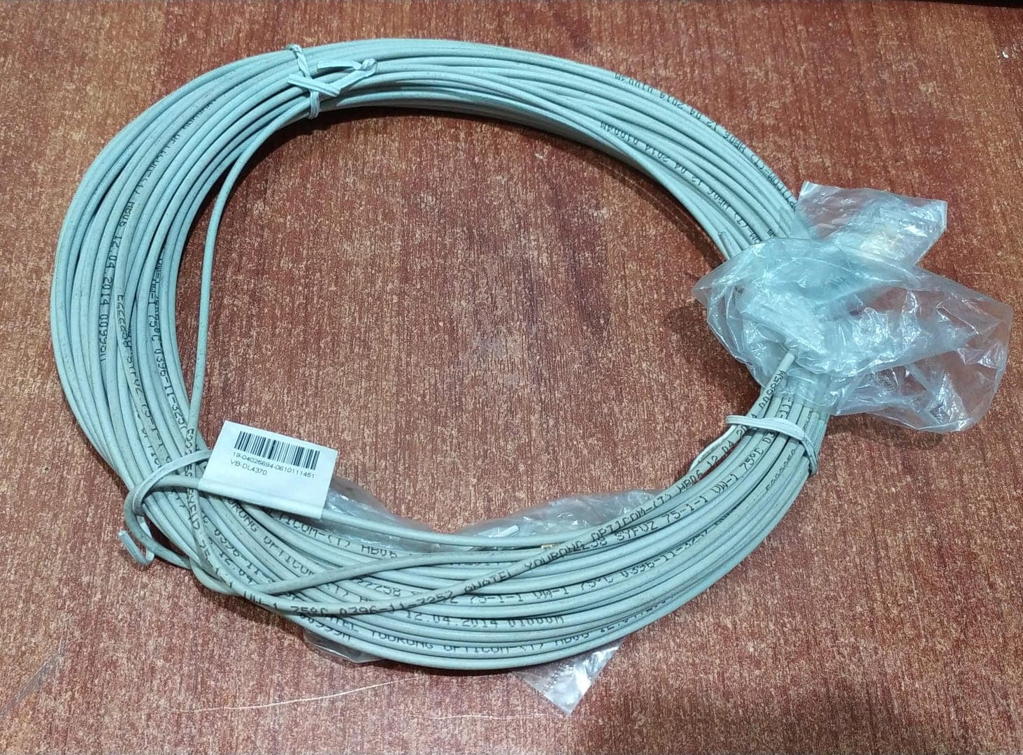 Cable coaxial gris TNC hembra a hembra (VB‑DL4370) – 10 m – Seminuevo — imagen 1