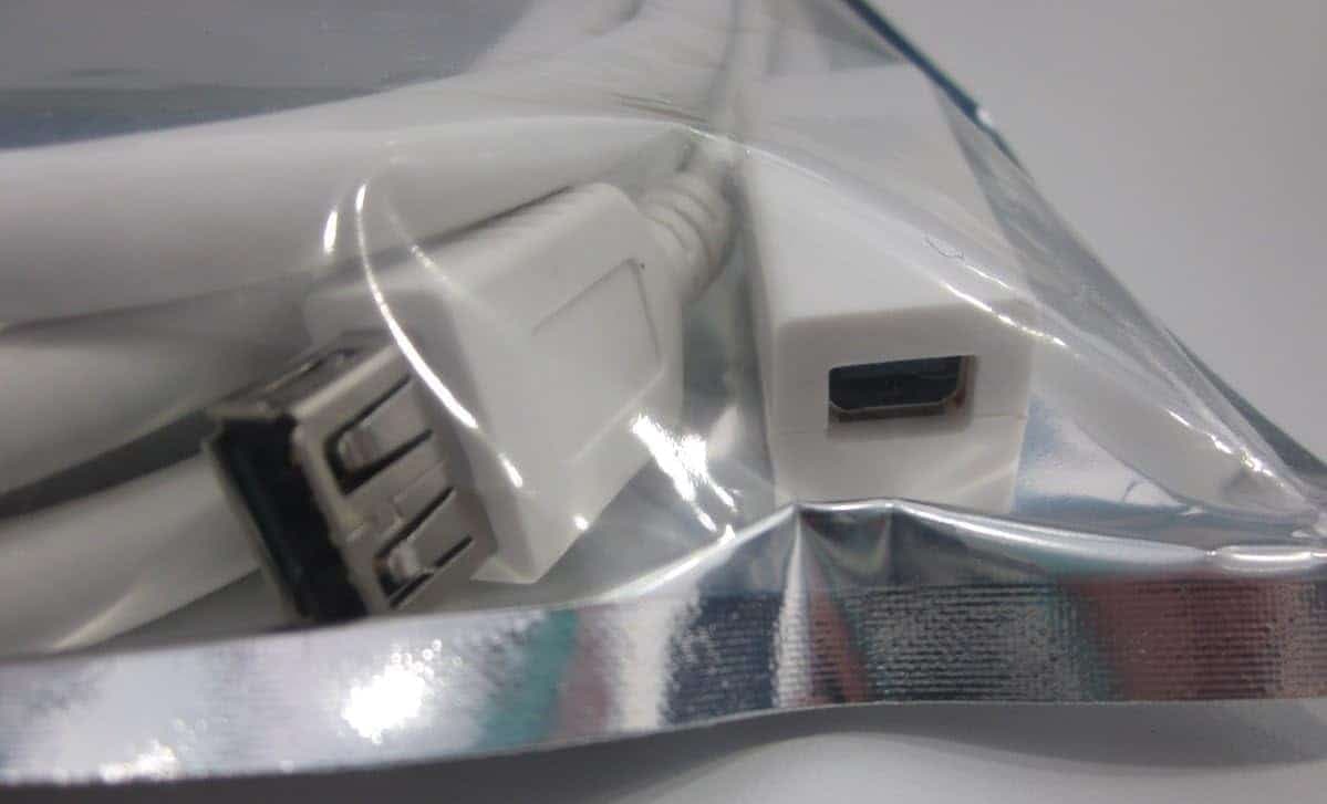 Cable de extensión Kanex para pantalla de cine Apple de 24 pulgadas y 27 pulgadas (4.5mt) — imagen 3