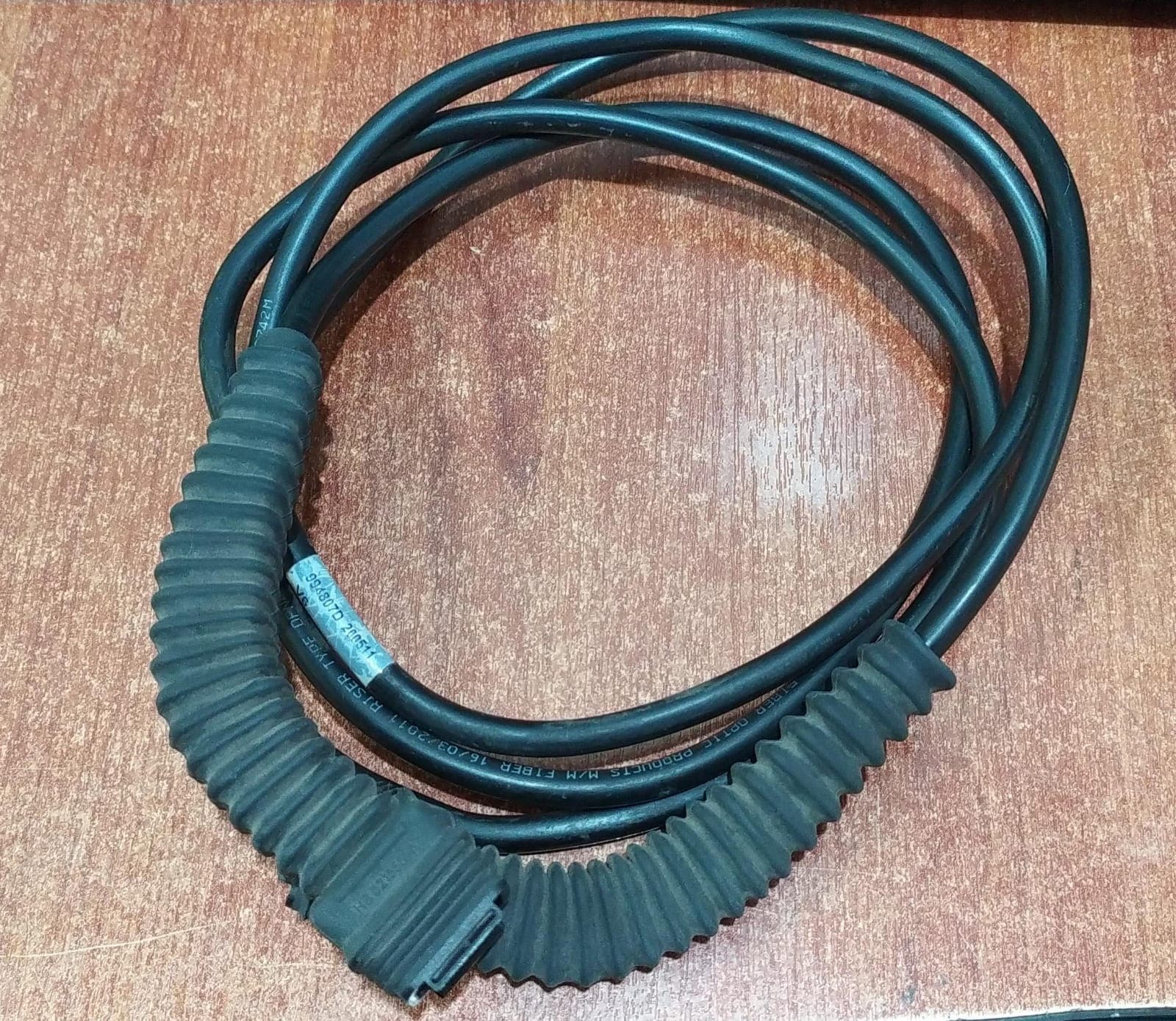Cable de Fibra Óptica AMPHENOL 994807D OFNR 2m Multimodo Duplex Riser (M/M) — imagen 1