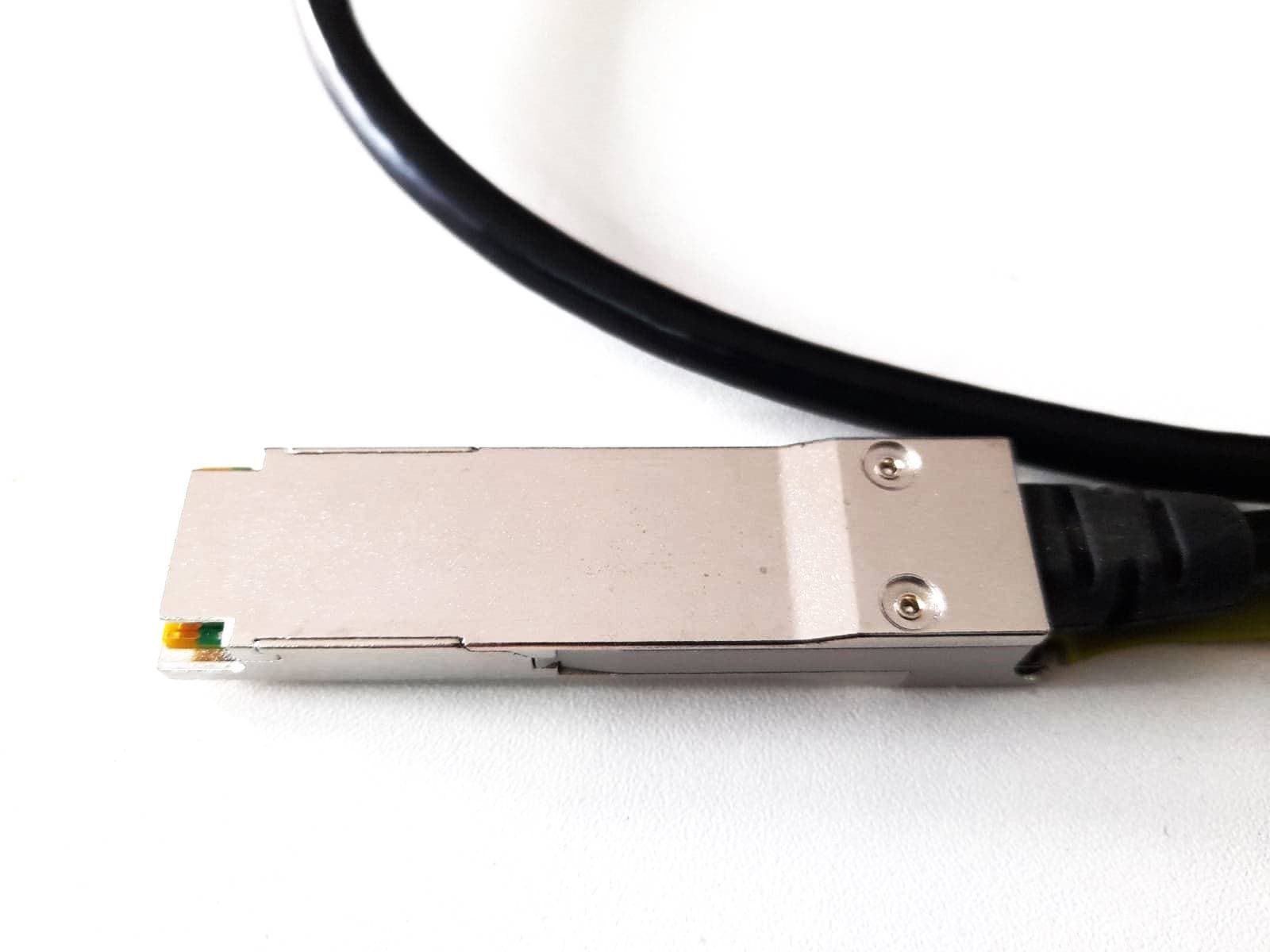 CABLE DE FIBRA ÓPTICA COBRE PASIVO CONEXIÓN DIRECTA QSFP+ 40G 02310MUG-HUAWEI — imagen 4