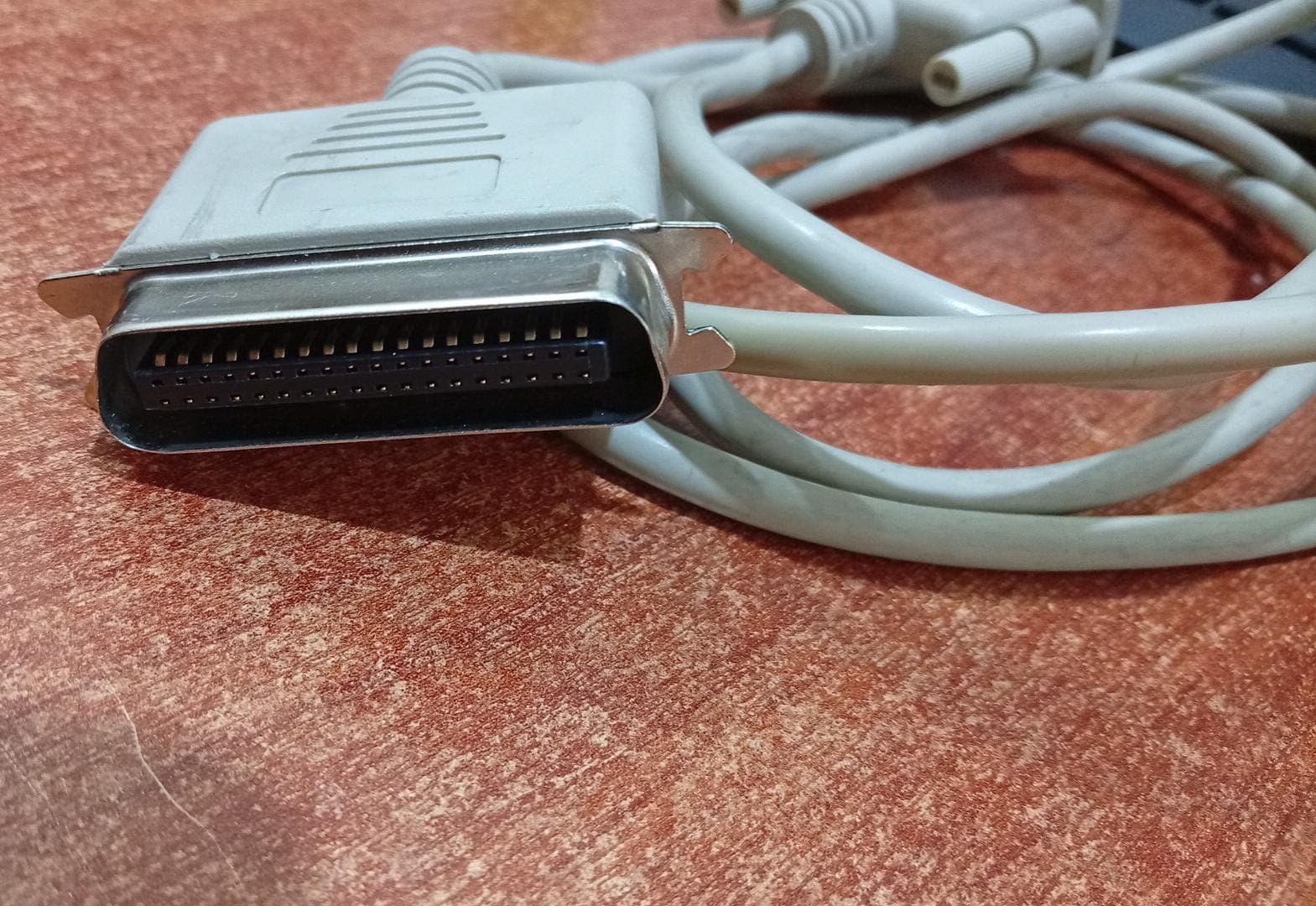 Cable Paralelo IEEE 1284 • DB25 Macho a CN36 Hembra • 2m • Industrial — imagen 2