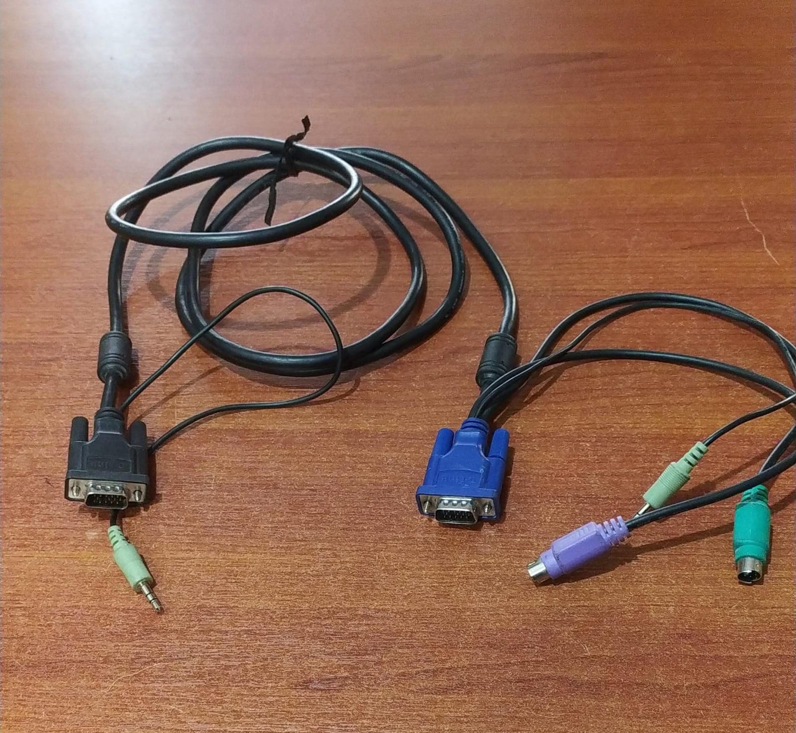 Cable VU para conmutador KVM D-LINK KVM-121, HDDB a VGA + 2 x PS/2 + audio — imagen 1
