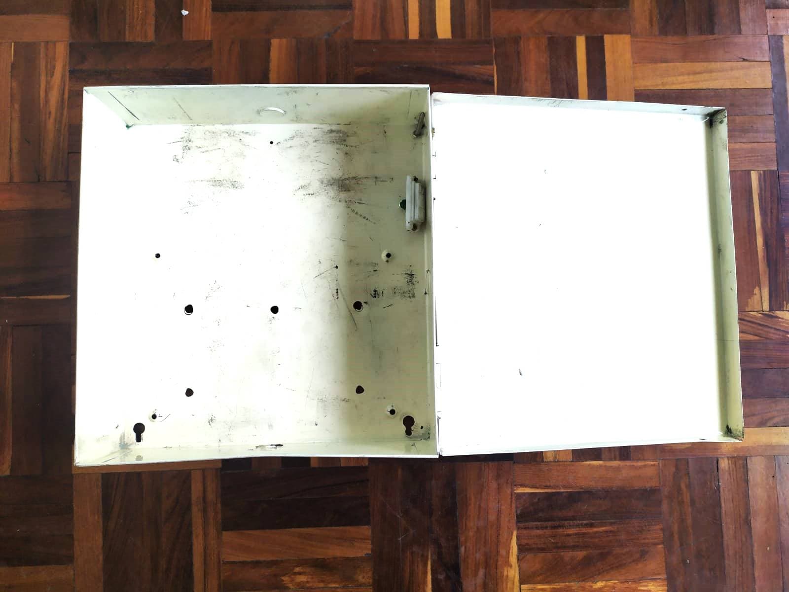CAJA DE PARED PARA INSTALACIÓN ELÉCTRICA — imagen 2