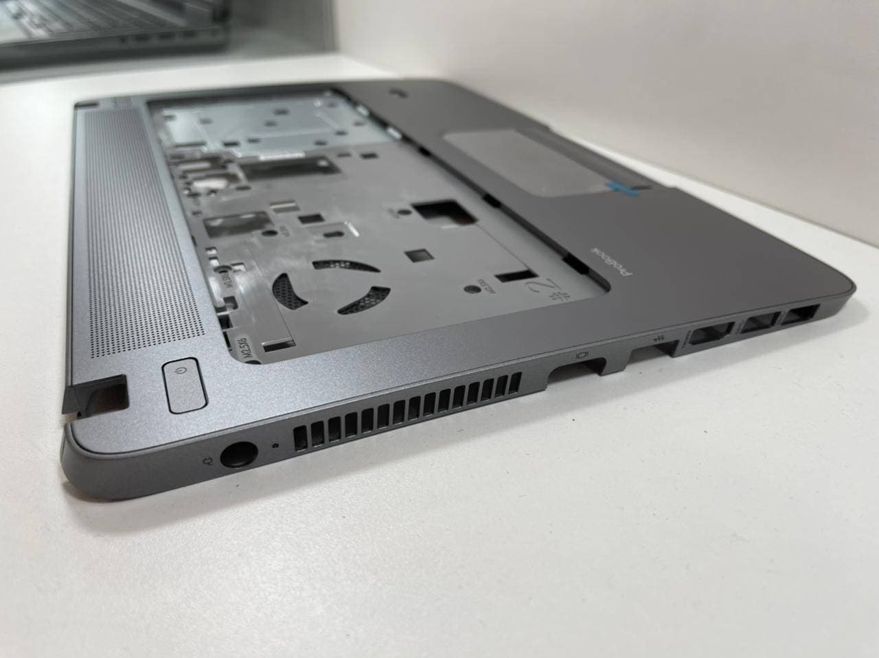 Carcasa Reposamanos HP PROBOOK 440 G1 series — imagen 4