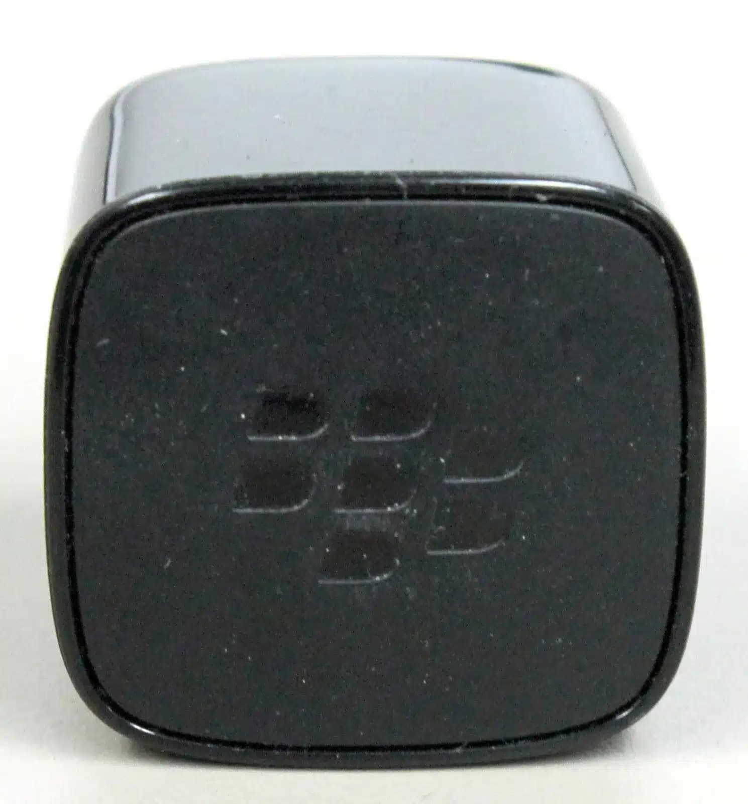 Cargador | Adaptador de Celular | BlackBerry HDW-24481-001| 100V 240V 750mA — imagen 2