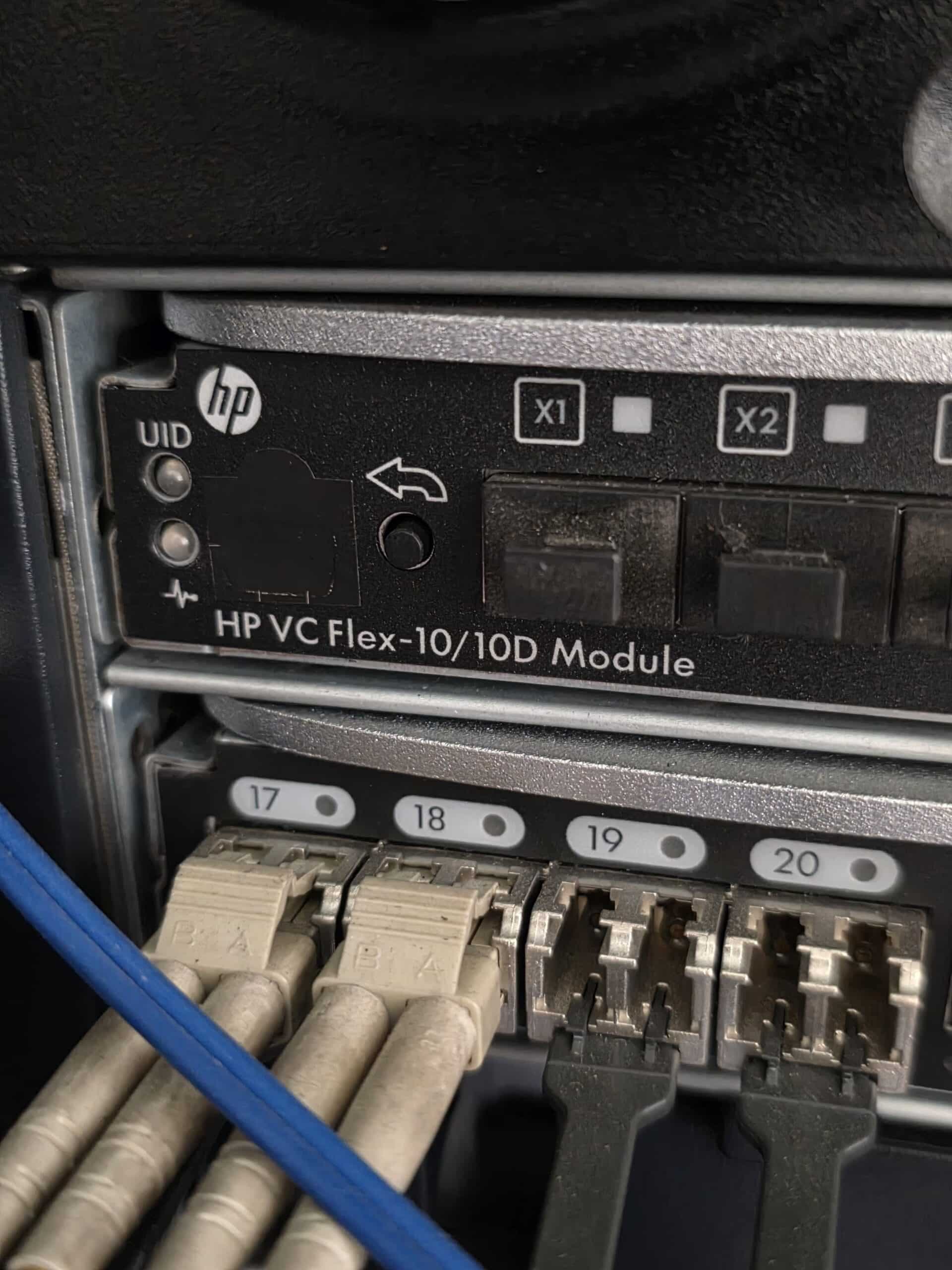 Chasis blade HP BladeSystem C7000 con 4 nodos BL460c Gen9 2×E5-2660 v3 10C 128 GB RAM — imagen 2