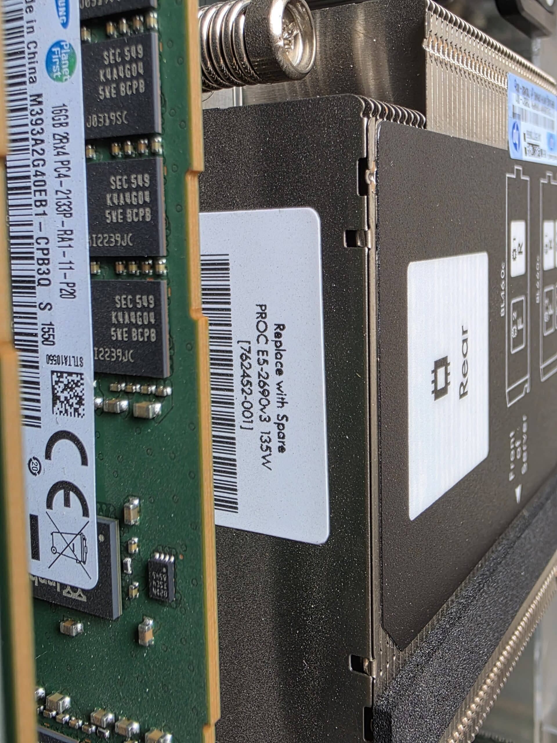 Chasis blade HP BladeSystem C7000 con 4 nodos BL460c Gen9 2×E5-2660 v3 10C 128 GB RAM — imagen 4